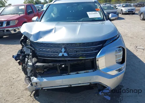 2022 Mitsubishi Outlander Sel 2.5 2Wd/Sel Special Edition 2Wd from USA, damaged, VIN JA4J3VA87NZ008641